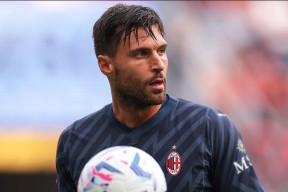 满冠网址 -里程碑夜！AC米兰伤情更新，中超今晨刷纪录，信心回归，纪律约束更严格(穆里尼奥誓言带领本菲卡冲击欧冠)