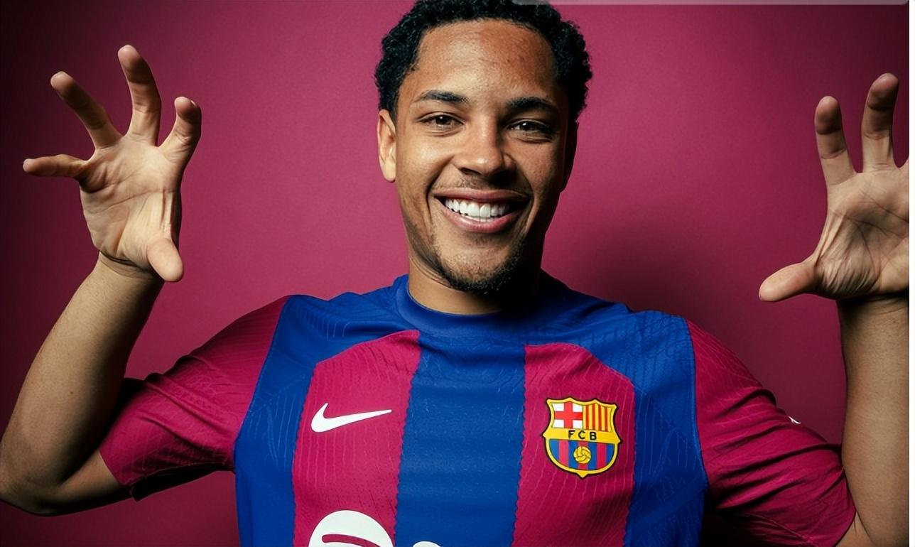 国王杯清晨走向成谜，曼城官宣签约，目标明确，心理建设被强调的简单介绍